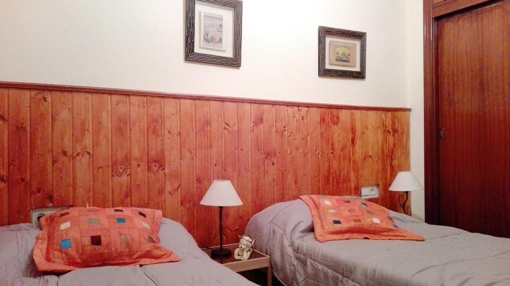 Apartamento Anaper Малага Экстерьер фото